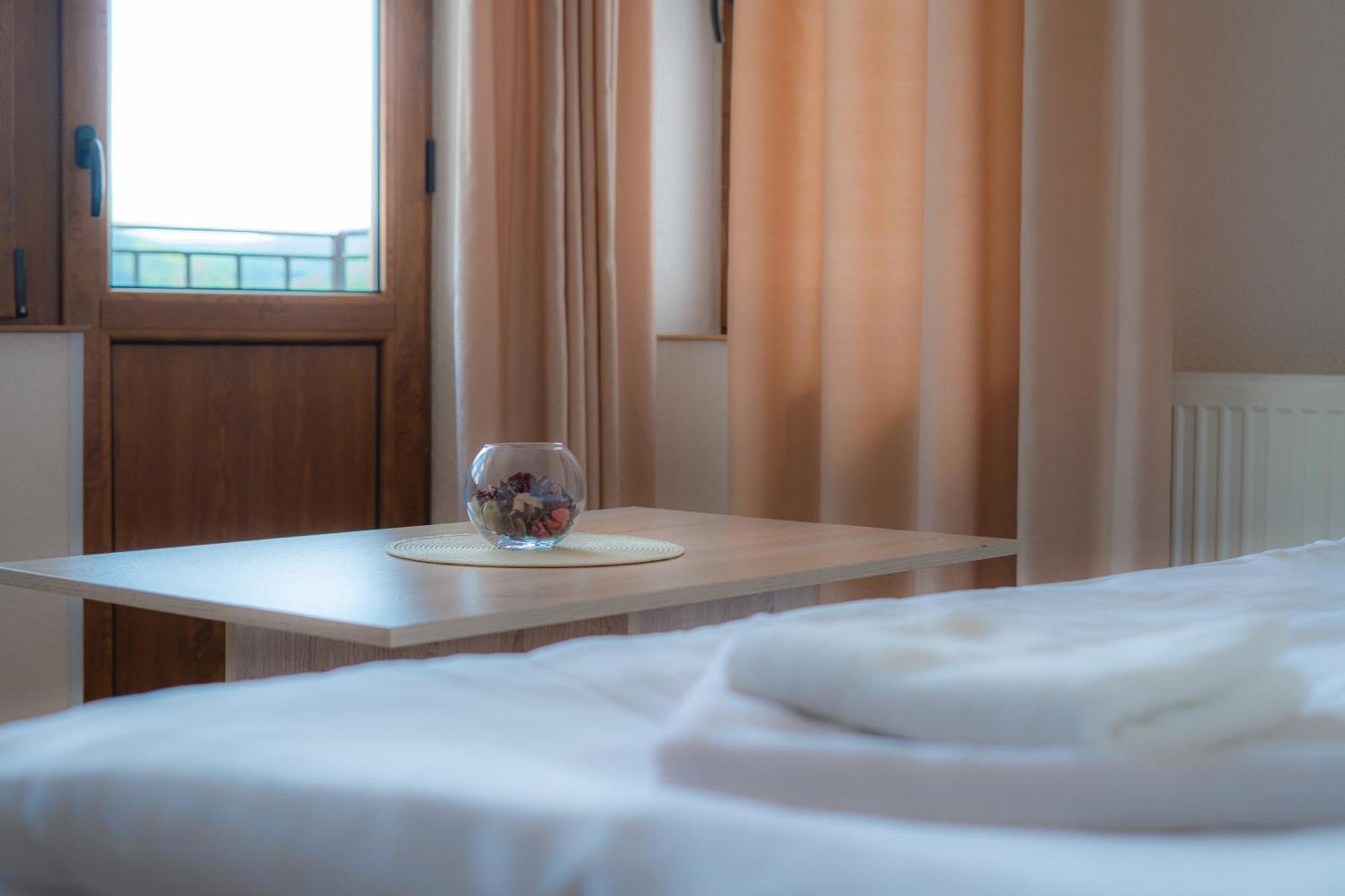 Family Hotel "Slavianska Dusha" ヴェリコ・タルノヴォ エクステリア 写真