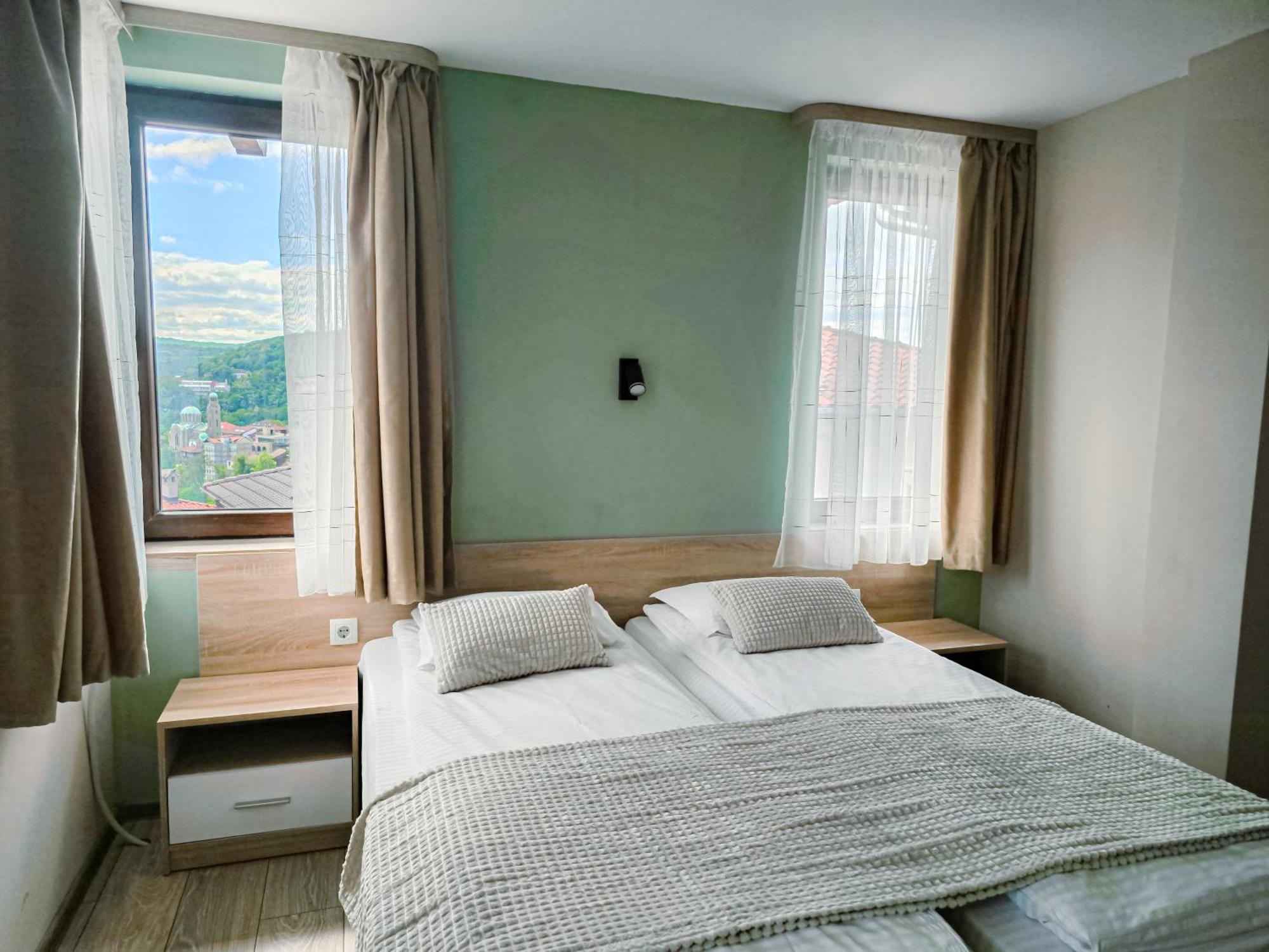 Family Hotel "Slavianska Dusha" ヴェリコ・タルノヴォ エクステリア 写真